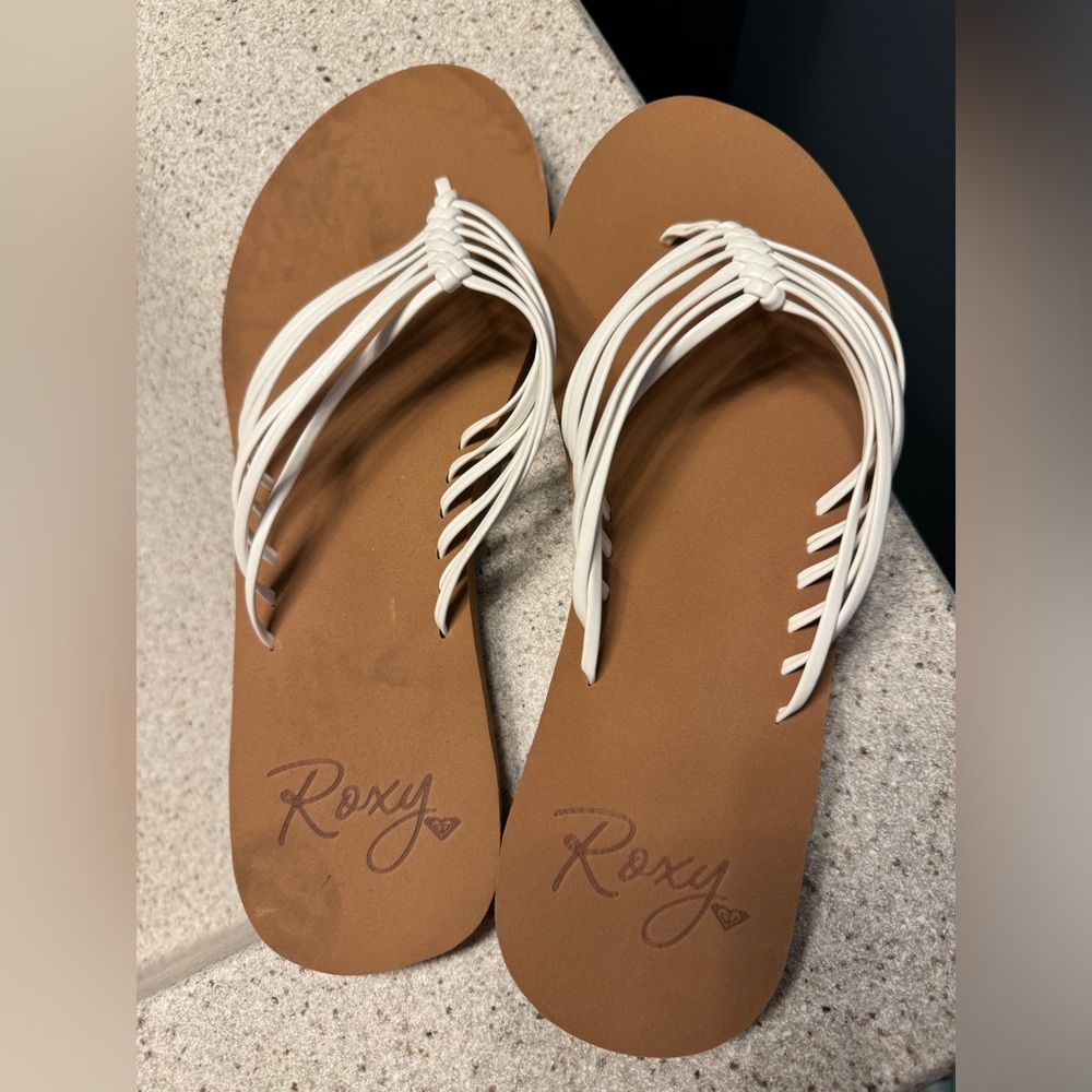 ROXY Sandals “Jasmine” size 8